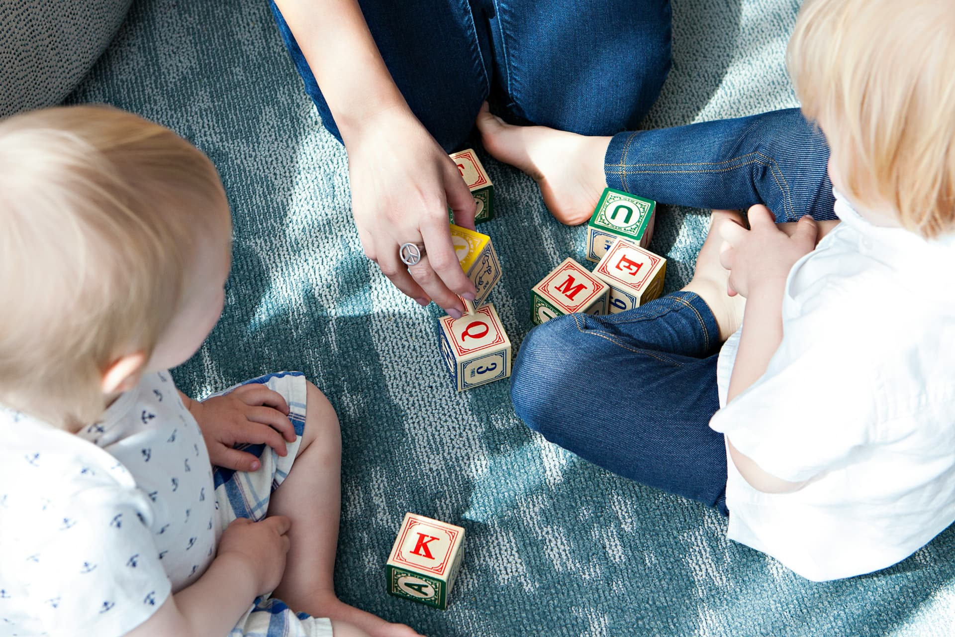 Solo moms: how do you talk to kids about money honestly?
